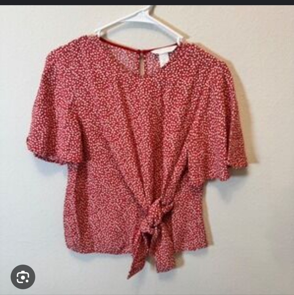 H&M Red and White Patterned Blouse